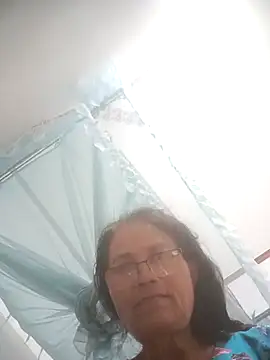 Snapshot of Vieekee chatting on May 22, 2026, 1:50 pm Vieekee online show from May 22, 2026, 1:50 pm