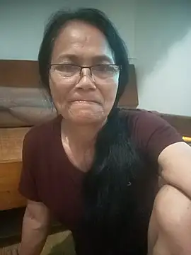 Snapshot of Vieekee chatting on May 25, 2026, 10:49 pm Vieekee online show from May 25, 2026, 10:49 pm