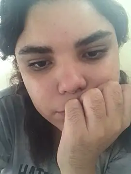 Cliaclara online show from May 21, 2026, 12:34 pm