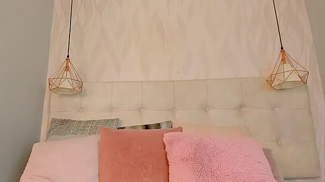CHRISTY BAKER online show from July 9, 2026, 12:37 am