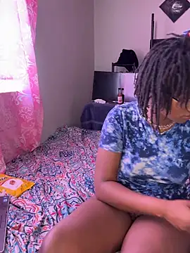 Snapshot of sexyantionette chatting on May 10, 2026, 8:47 pm sexyantionette online show from May 10, 2026, 8:47 pm