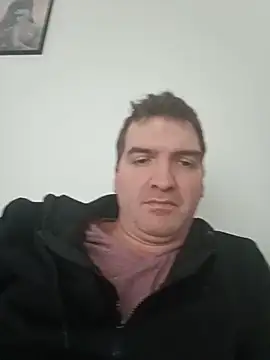 Snapshot of oncle33 chatting on May 18, 2026, 5:30 pm oncle33 online show from May 18, 2026, 5:30 pm