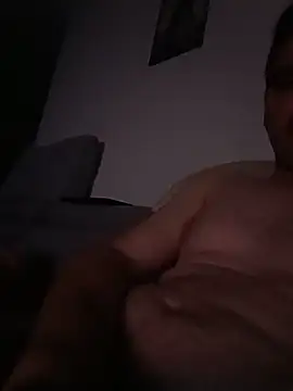 Snapshot of oncle33 chatting on May 22, 2026, 8:58 pm oncle33 online show from May 22, 2026, 8:58 pm