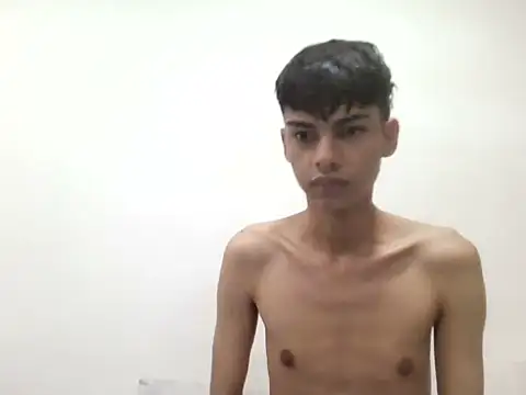Snapshot of GhostBoyX66 chatting on May 14, 2026, 8:48 pm GhostBoyX66 online show from May 14, 2026, 8:48 pm