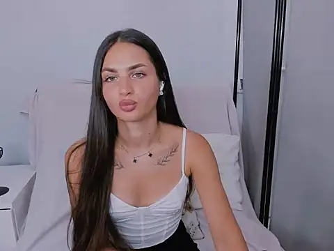 Snapshot of CarlaLovely chatting on July 17, 2026, 2:34 pm CarlaLovely online show from July 17, 2026, 2:34 pm