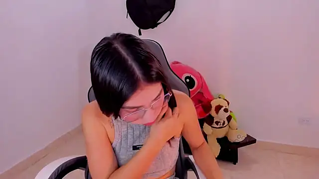 Snapshot of Scarleth_Ferrec chatting on July 15, 2026, 11:59 am Scarleth Ferrec online show from July 15, 2026, 11:59 am