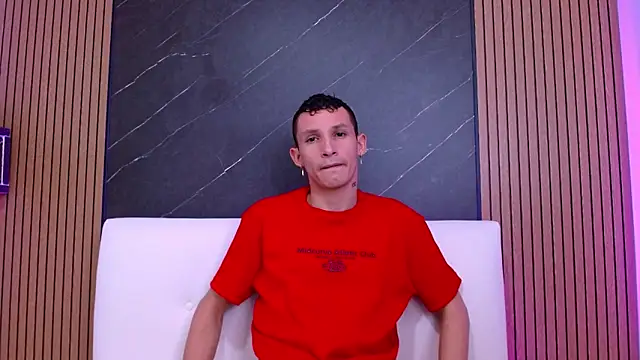 Snapshot of Isak_Berekoa chatting on May 20, 2026, 3:24 am Isak Berekoa online show from May 20, 2026, 3:24 am