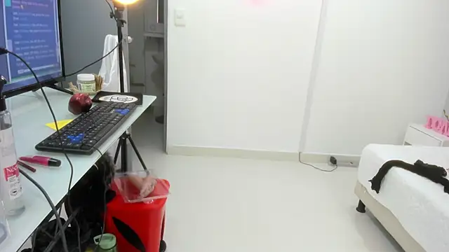 vanessa  castro online show from June 2, 2026, 2:57 am
