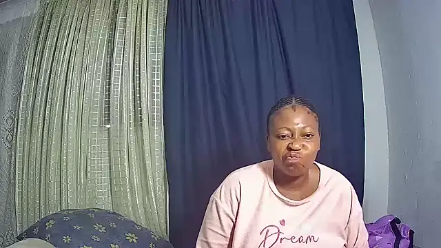 HottyBoobs5 online show from May 30, 2026, 8:06 pm