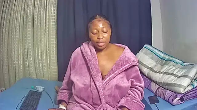 HottyBoobs5 online show from July 14, 2026, 2:05 am