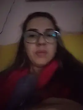 Snapshot of sweet_tifani chatting on May 13, 2026, 6:00 am sweet tifani online show from May 13, 2026, 6:00 am