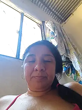 Snapshot of noemy-25 chatting on May 20, 2026, 4:46 pm noemy-25 online show from May 20, 2026, 4:46 pm