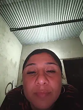 Snapshot of noemy-25 chatting on May 30, 2026, 8:11 am noemy-25 online show from May 30, 2026, 8:11 am