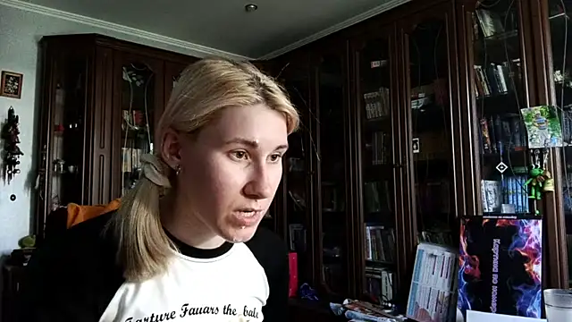 lolkabiolka online show from May 23, 2026, 9:46 am