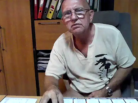 Robotnikm online show from July 3, 2026, 9:27 am