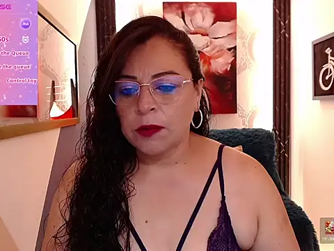 Snapshot of kamy_loort chatting on May 22, 2026, 2:01 pm kamy loort online show from May 22, 2026, 2:01 pm