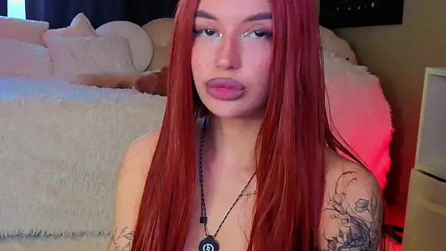 Snapshot of Regina_Amour chatting on July 18, 2026, 4:22 pm Regina Amour online show from July 18, 2026, 4:22 pm