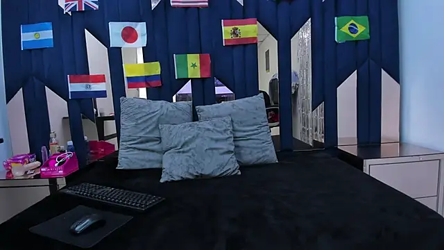 Sofia SyS online show from July 4, 2026, 2:01 pm