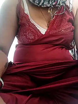 Snapshot of Cut_lady234 chatting on May 19, 2026, 2:07 am Cut lady234 online show from May 19, 2026, 2:07 am