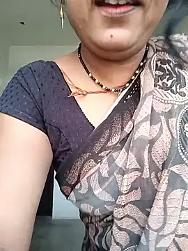 Snapshot of Cut_lady234 chatting on May 21, 2026, 1:12 am Cut lady234 online show from May 21, 2026, 1:12 am