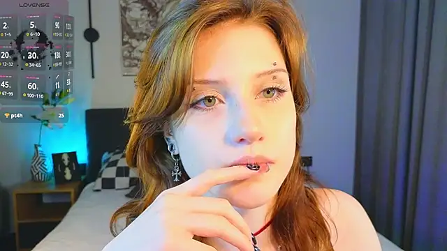 vampi queen online show from May 28, 2026, 5:10 pm