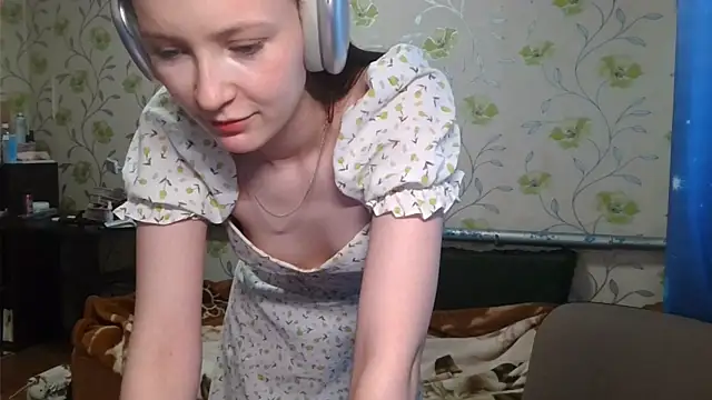 Snapshot of FlamingNinja chatting on May 13, 2026, 9:17 am FlamingNinja online show from May 13, 2026, 9:17 am