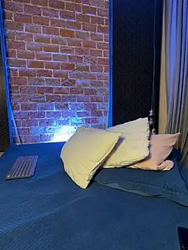 GrayAndrews online show from July 7, 2026, 12:02 am