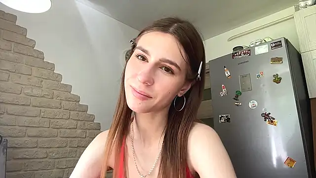ZaraGuyette online show from June 1, 2026, 12:07 pm