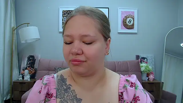 DianaKristol online show from July 11, 2026, 6:27 am