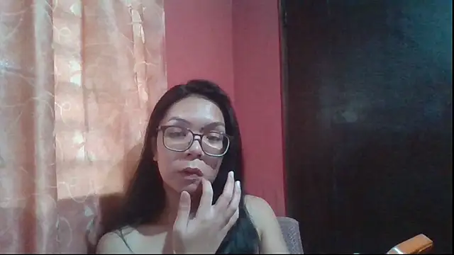mamacitttaa online show from June 24, 2026, 1:37 am