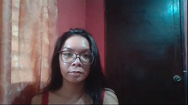 mamacitttaa online show from July 8, 2026, 3:44 am