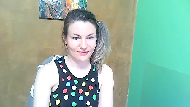Margarett online show from May 16, 2026, 10:41 pm