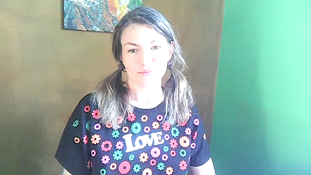Margarett online show from May 21, 2026, 2:13 pm