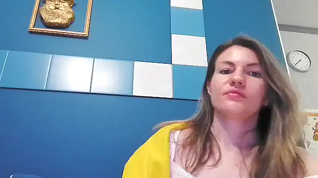 Margarett online show from May 27, 2026, 4:37 pm