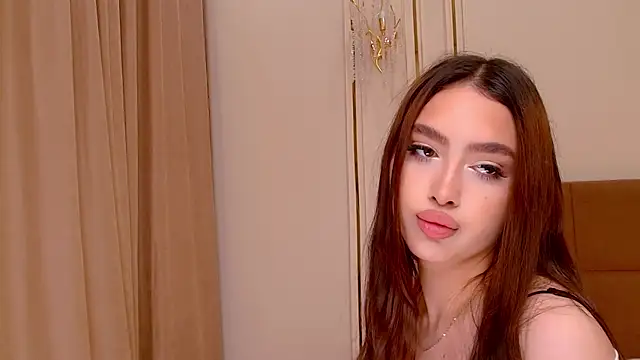 maddie perezz online show from May 22, 2026, 7:41 pm
