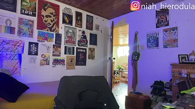 niah 11 online show from July 4, 2026, 9:32 pm