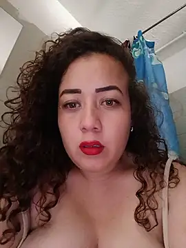 Snapshot of amaia_15 chatting on May 23, 2026, 3:38 pm amaia 15 online show from May 23, 2026, 3:38 pm