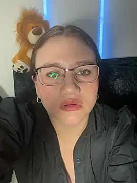Snapshot of Sami_ferrer chatting on May 29, 2026, 3:37 am Sami ferrer online show from May 29, 2026, 3:37 am