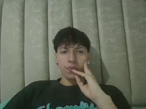 Noah mod online show from May 26, 2026, 1:56 am