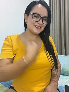 Snapshot of rousee69_ chatting on May 27, 2026, 2:52 am rousee69 online show from May 27, 2026, 2:52 am