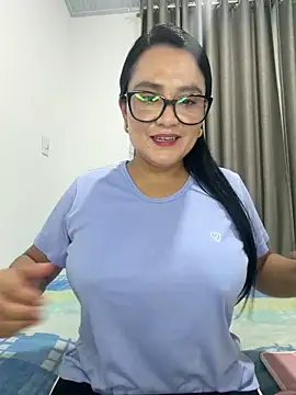 rousee69  online show from June 7, 2026, 6:06 am