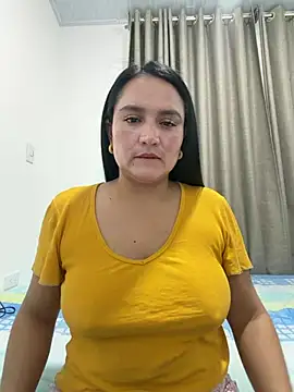 rousee69  online show from June 26, 2026, 11:53 pm