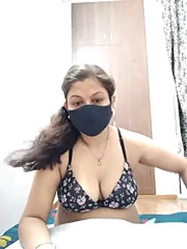 hot kiran2000 online show from July 5, 2026, 2:24 pm
