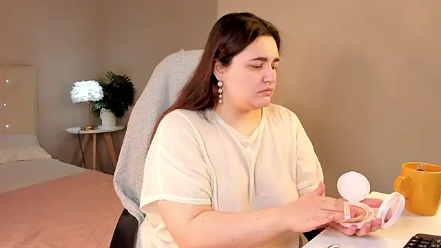 Snapshot of Ayleen_Gece chatting on May 20, 2026, 3:13 am Ayleen Gece online show from May 20, 2026, 3:13 am