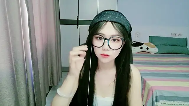 Snapshot of xiaoxiaoyu030 chatting on May 30, 2026, 7:49 am xiaoxiaoyu030 online show from May 30, 2026, 7:49 am