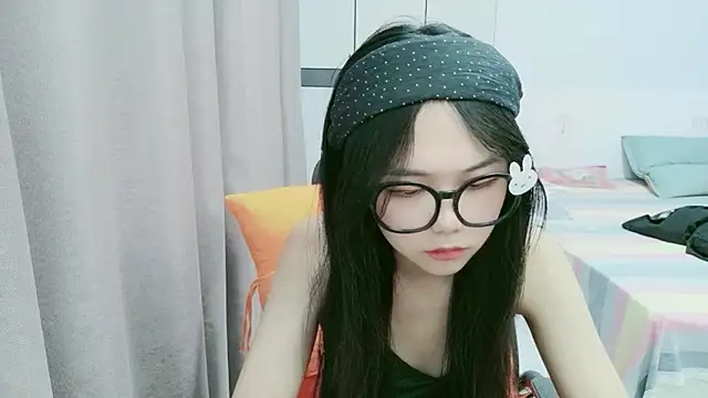 Snapshot of xiaoxiaoyu030 chatting on July 13, 2026, 8:17 am xiaoxiaoyu030 online show from July 13, 2026, 8:17 am