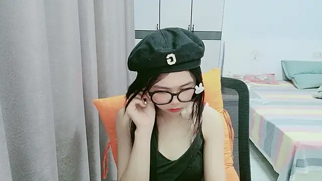 Snapshot of xiaoxiaoyu030 chatting on July 15, 2026, 8:52 am xiaoxiaoyu030 online show from July 15, 2026, 8:52 am