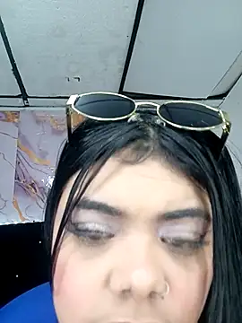 luxuryluna online show from May 29, 2026, 11:47 pm