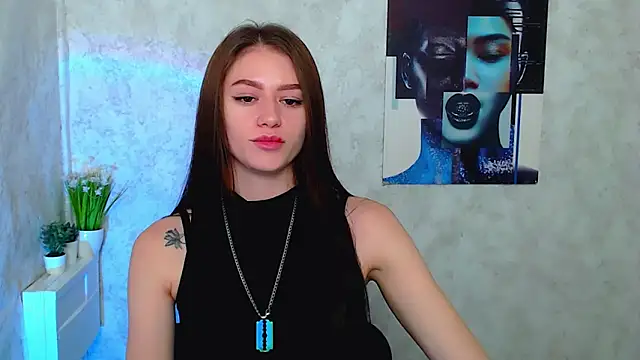 Snapshot of AprillXoxo chatting on June 6, 2026, 8:35 pm AprillXoxo online show from June 6, 2026, 8:35 pm