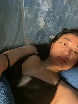 Linda-babyy online show from May 24, 2026, 1:43 am